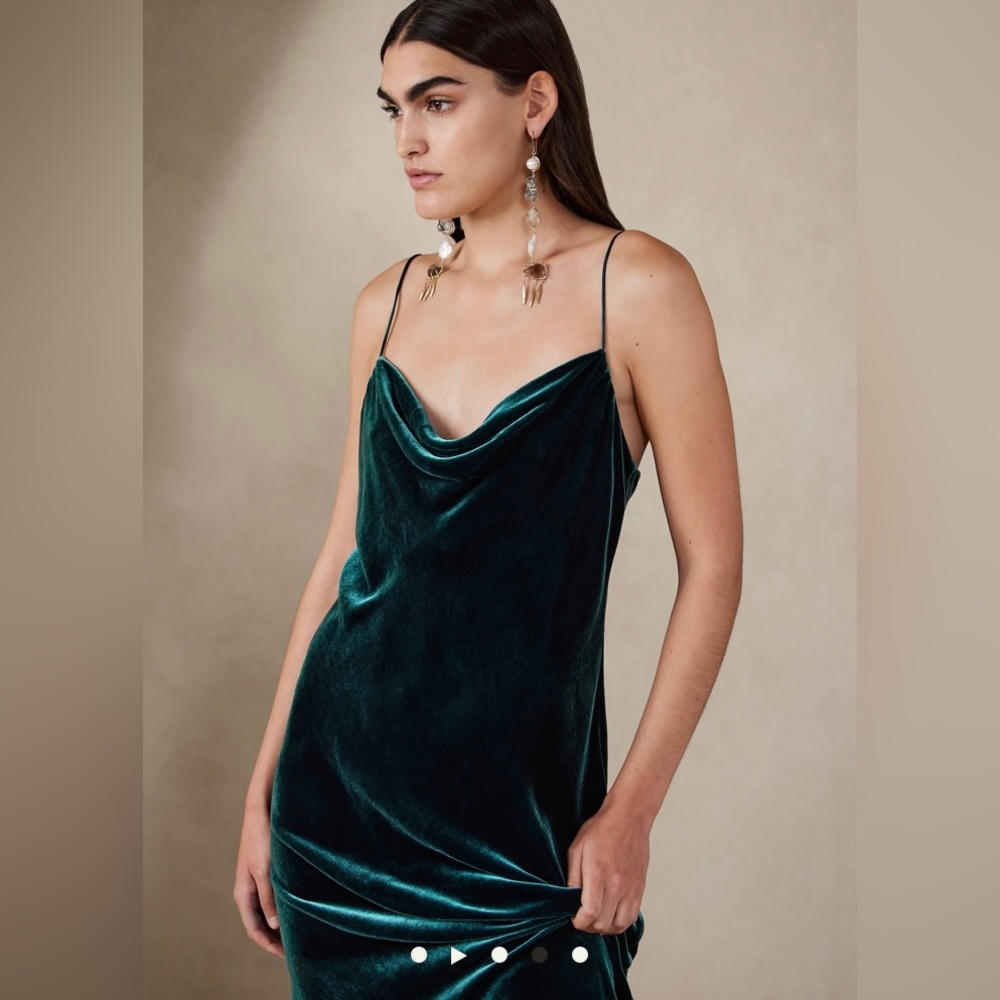 Banana Republic Rita Velvet Maxi Dress Green